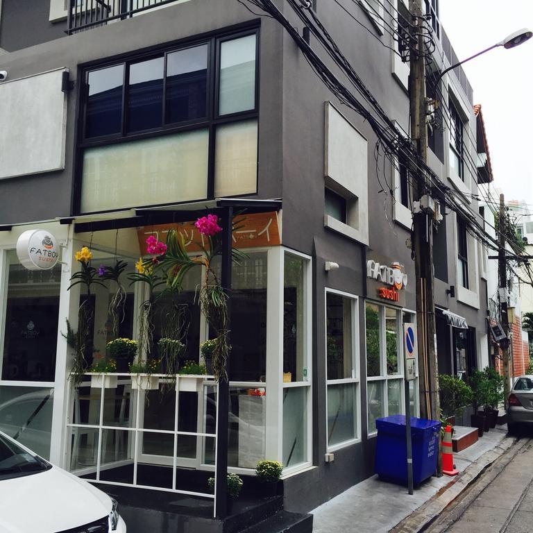 S Bloc Saladaeng Bed & Breakfast Bangkok Room photo